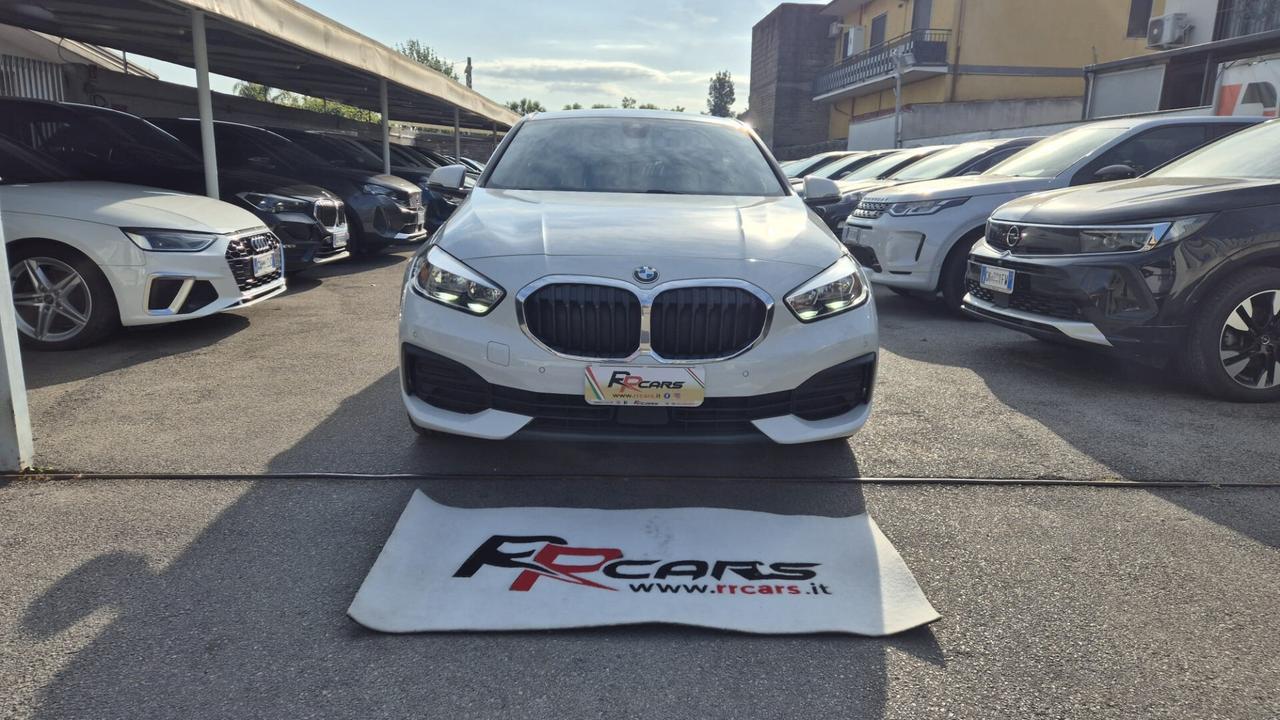 Bmw 116 116d 5p. Business Advantage