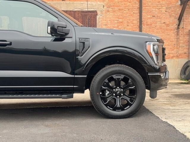 FORD F 150 5.0 V8 LARIAT BLACK APPEARANCE PKG