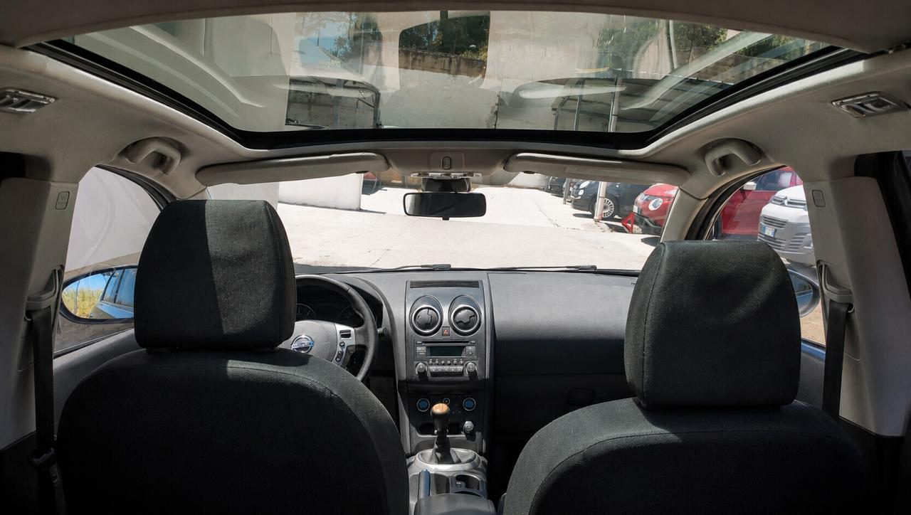 NISSAN QASHQAI - 7 POSTI - TETTO PANORAMICO