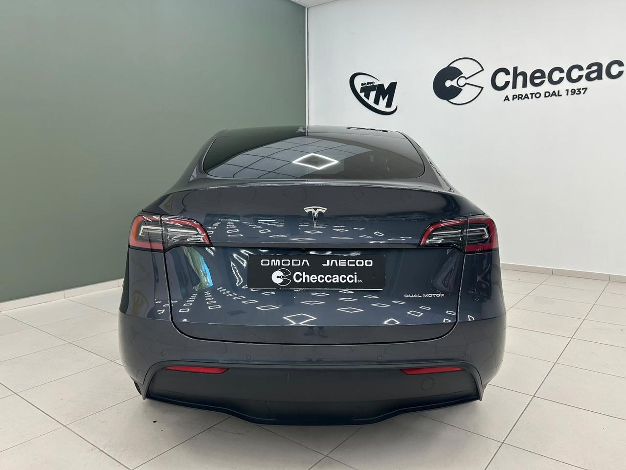Tesla Model Y Long Range AWD