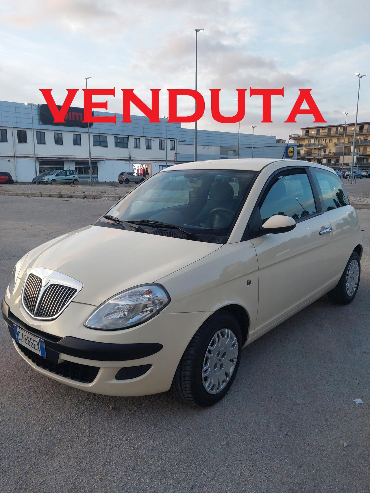 LANCIA YPSILON 1.2 SOLO 86.000 -10/2003