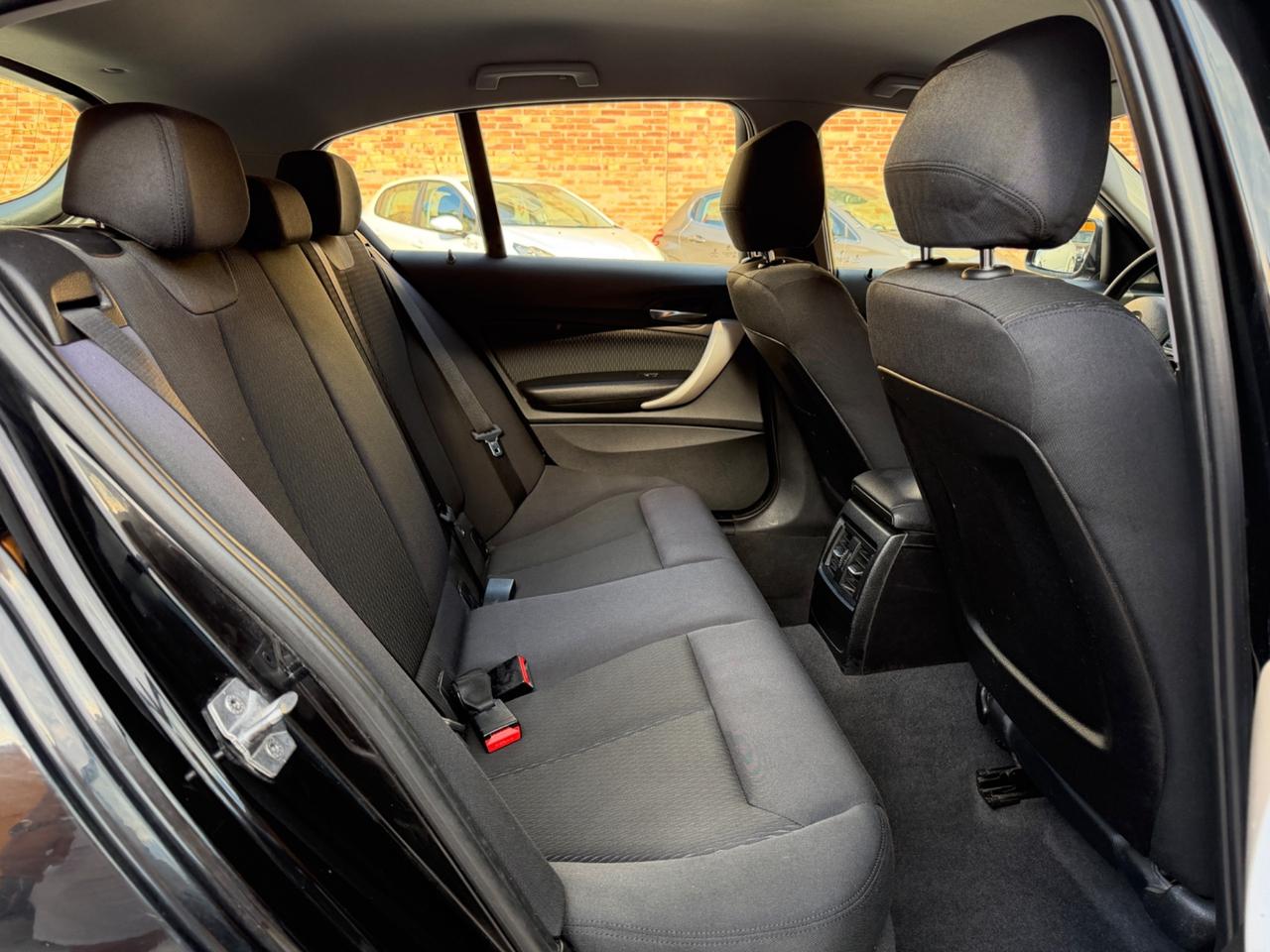 Bmw 116d 5p. Efficient Dynamics Sport