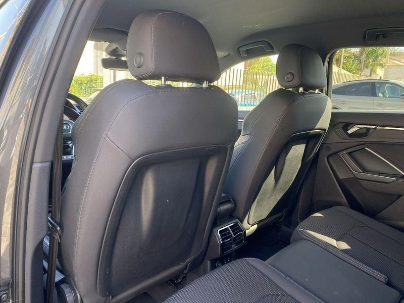 Audi Q3 SPB S Line interno ed esterno 2.0 TDI 150CV S-Tronic quattro 35