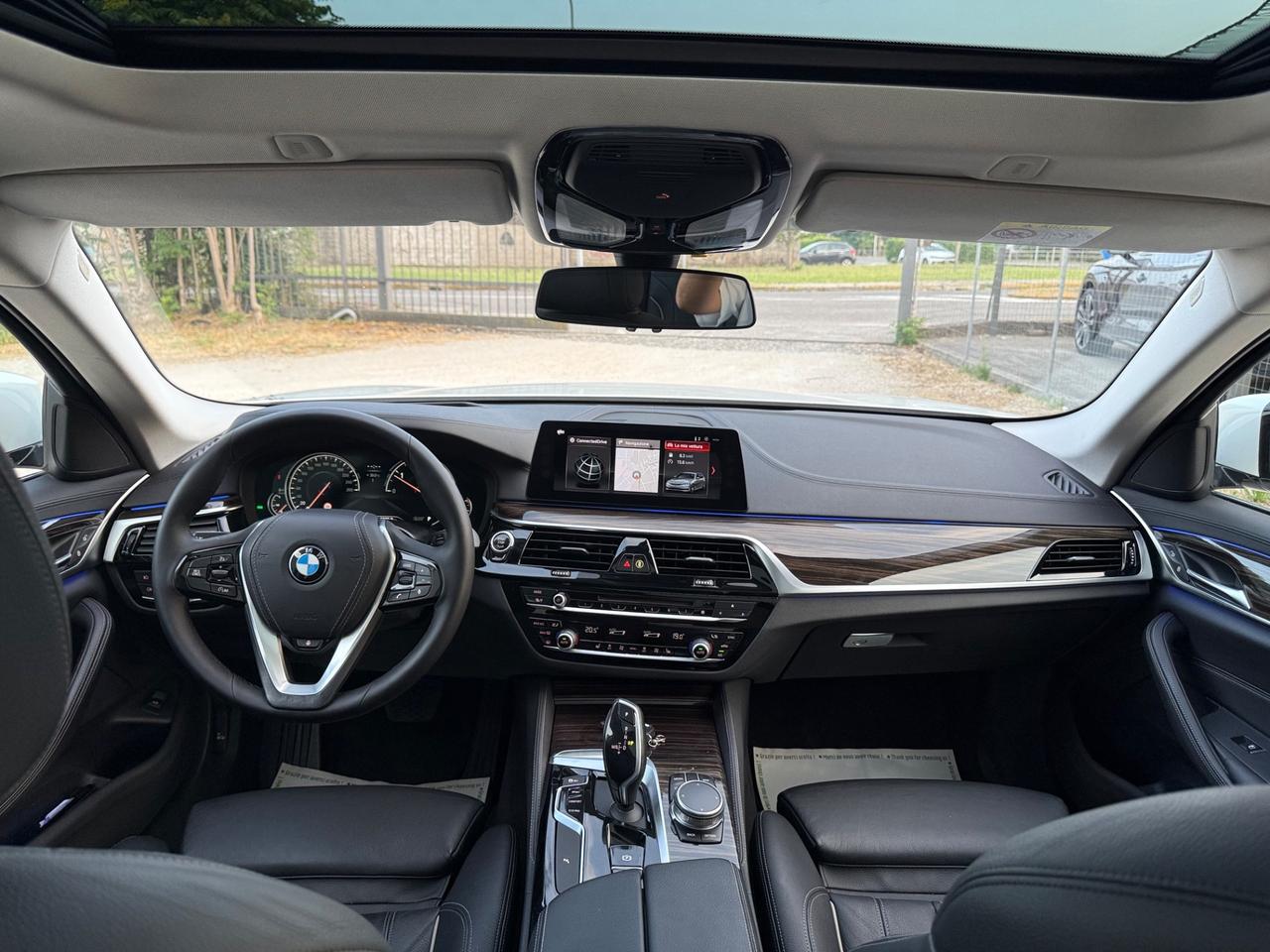 Bmw 520 520d xDrive Touring Luxury Full Tettto Pelle Navi