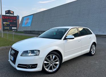 Audi A3 SPB 1.6TDi S tronic Attraction