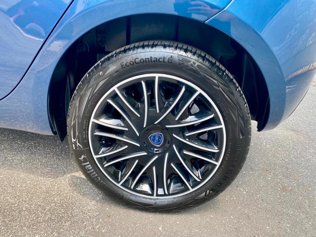 Lancia Ypsilon Hybrid Platino GARANZIA -VARIE UNITA'