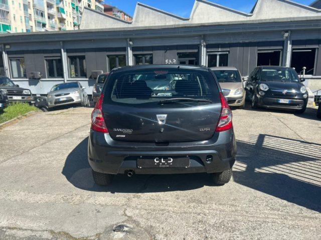 DACIA Sandero 1.4 8V Lauréate