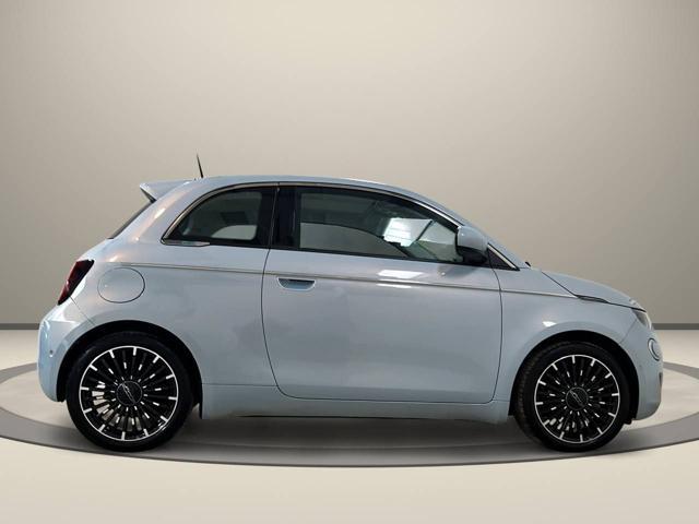 FIAT 500e Berlina 42 kWh La Prima 320 Km Autonomia