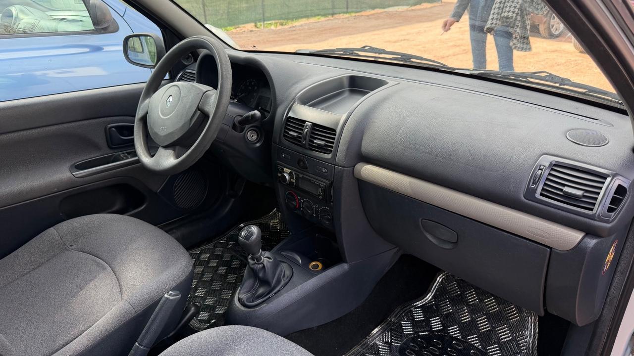 Renault Clio 1.2 cat 3 porte Confort Authentique