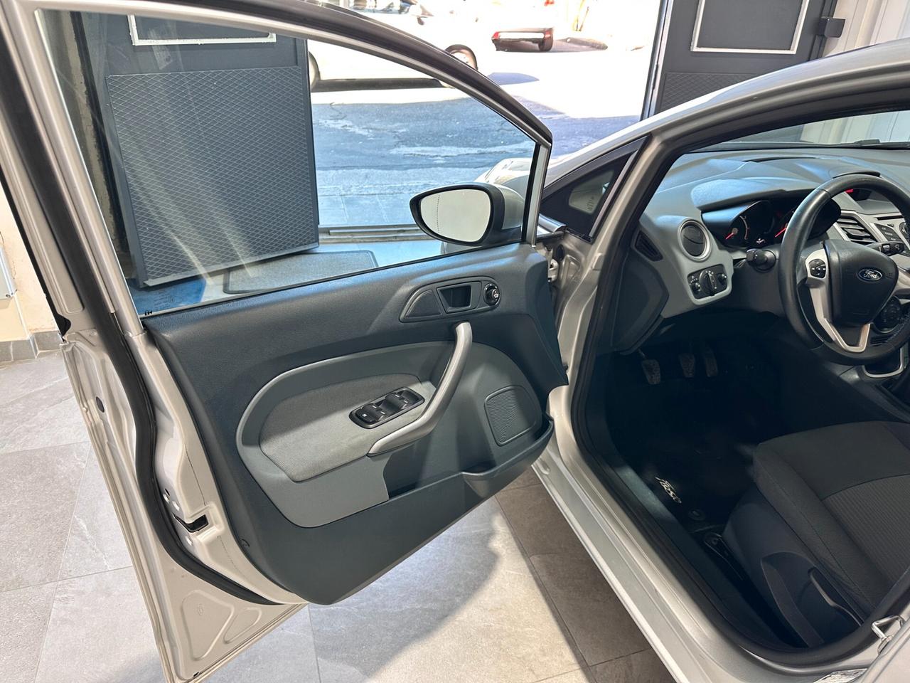 Ford Fiesta 1.2 82 CV 5 porte Titanium - NUOVA!!!!