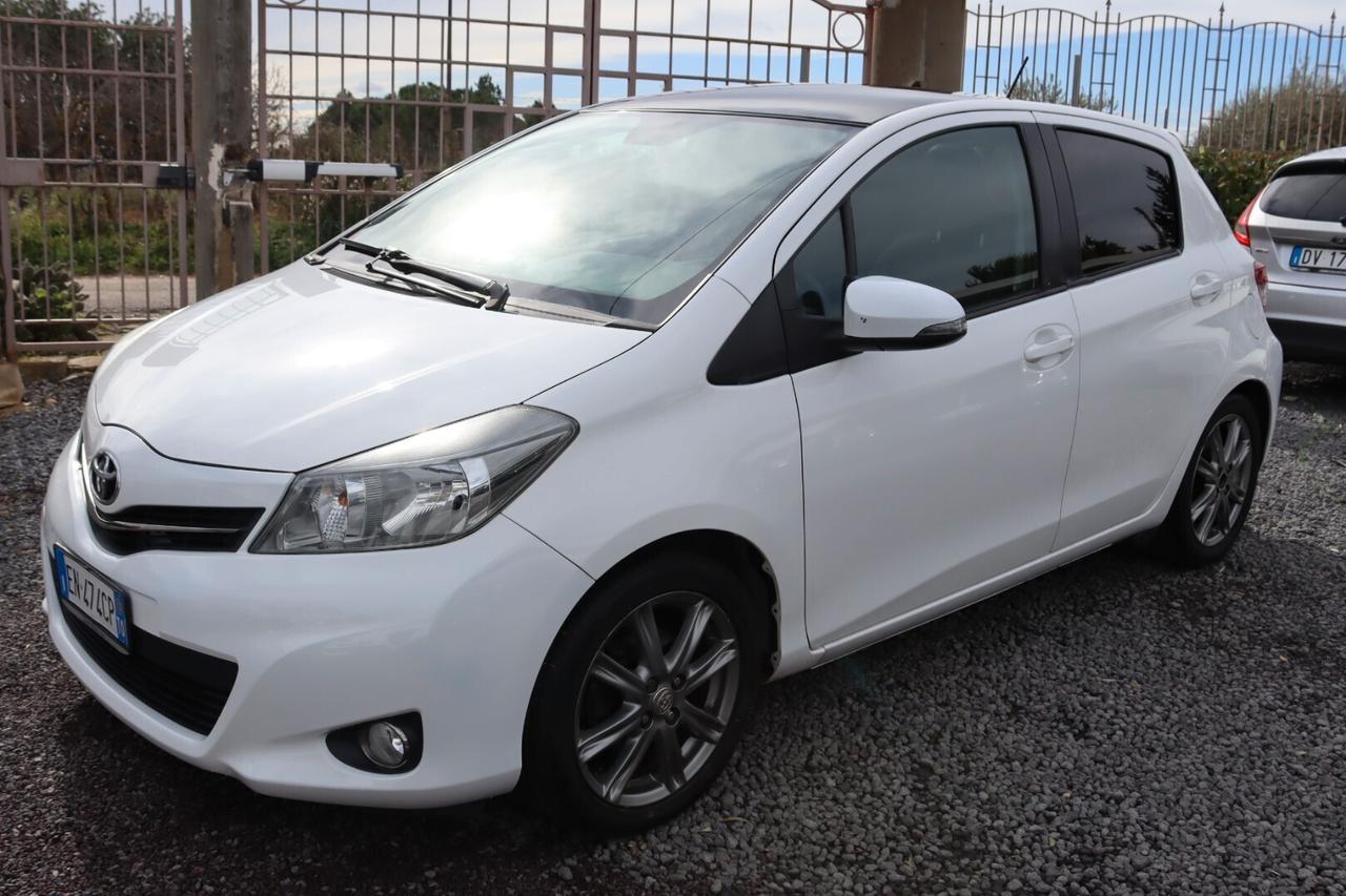 Toyota Yaris 1.4 D-4D 5 porte PANORAMA C.AUTOMATICO