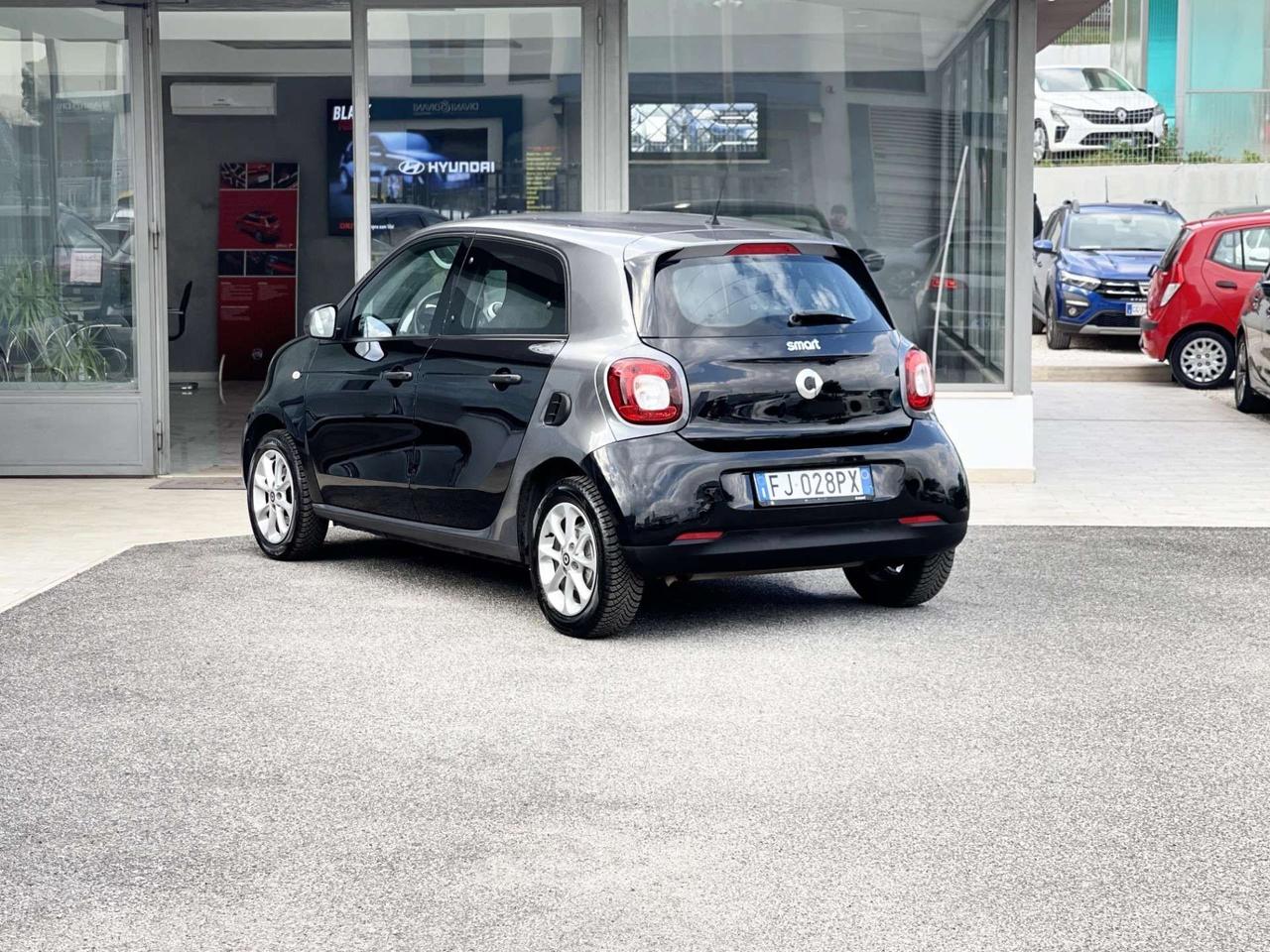 smart forFour 1.0 Benzina 71CV E6 Neo - 2017