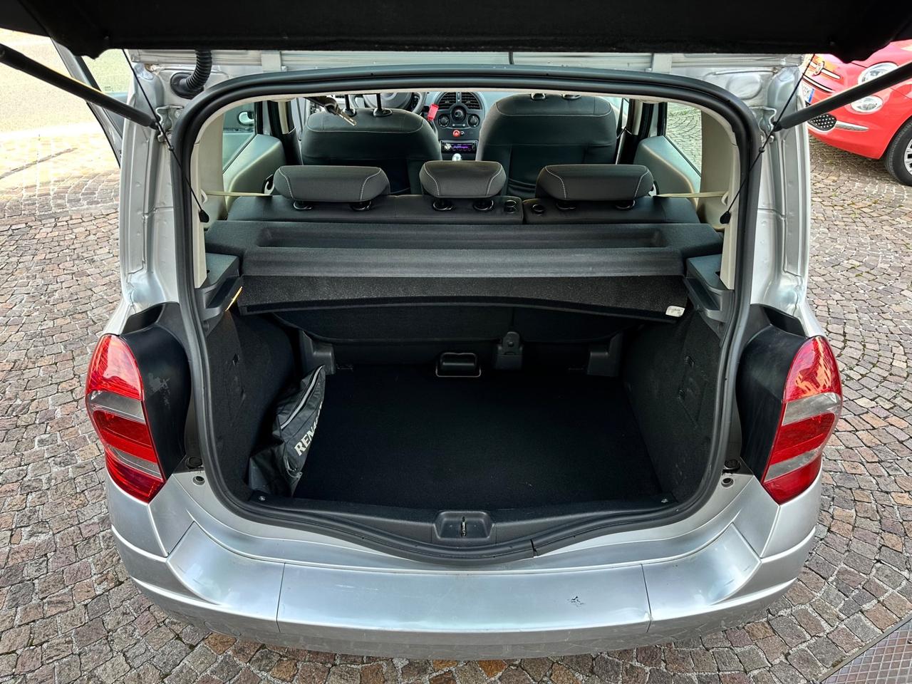 Renault Modus Grand 1.2Bz 75Cv 5P - Uniproprietario