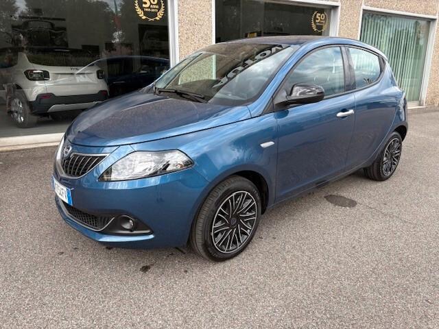 Lancia Ypsilon 1.0 FireFly 5 porte S&S Hybrid Gold Plus