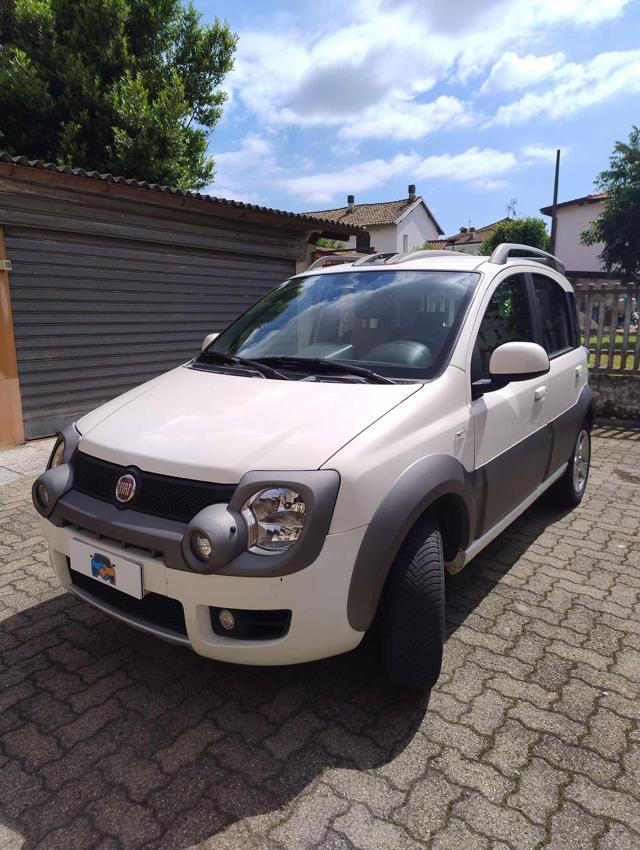 FIAT Panda 1.3 MJT 16V DPF 4x4 Cross