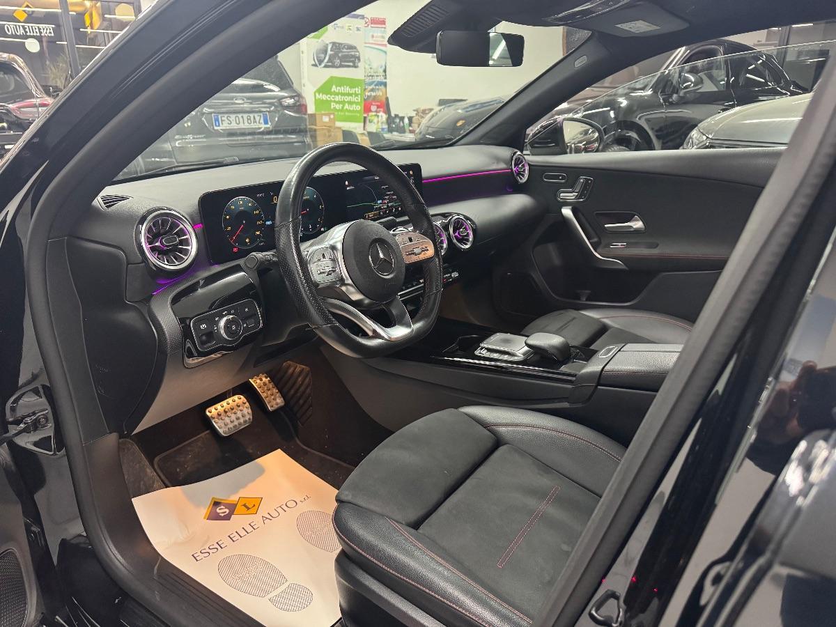 MERCEDES A 180 d Automatic Premium AMG TETTO/ LUCI/ BURMESTER/ MEMORIE