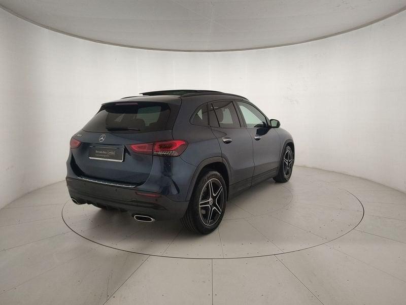 Mercedes-Benz GLA 180 d Premium auto