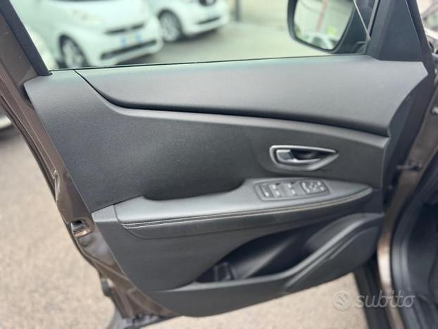 RENAULT Grand Scenic dCi 8V 110 CV EDC Energy Sp