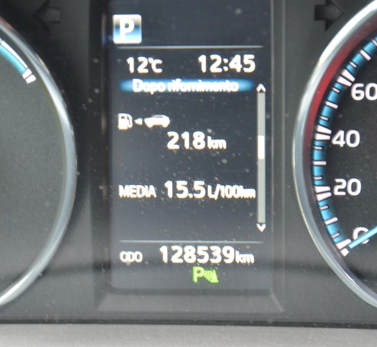 Toyota RAV 4 2.5 Hybrid 2WD Style