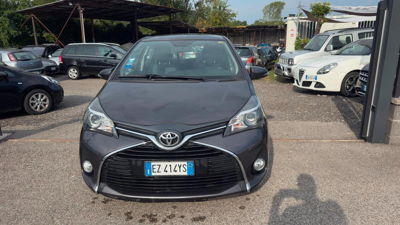 Toyota Yaris 1.0 5 porte Lounge