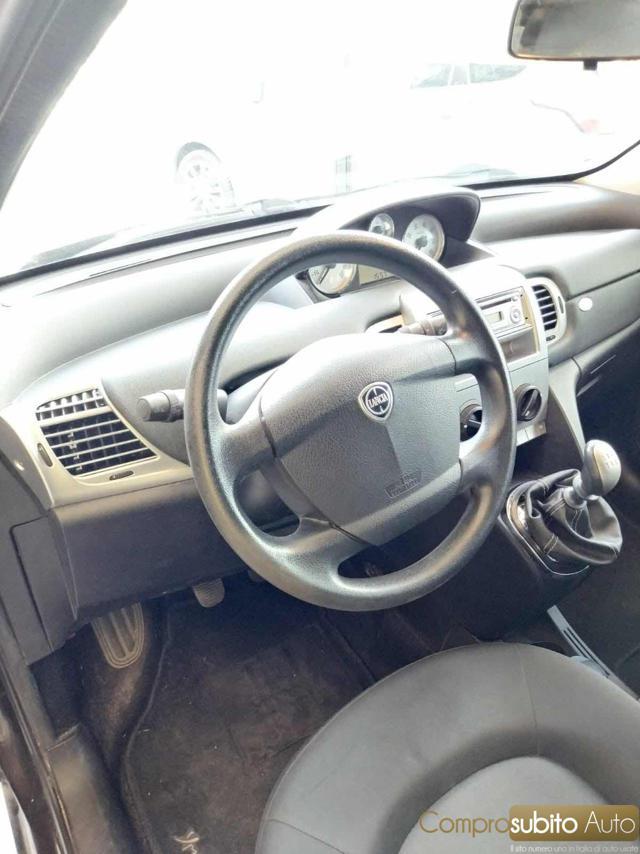 LANCIA Ypsilon 1.2 69 CV Unyca (Garanzia 12 Mesi )