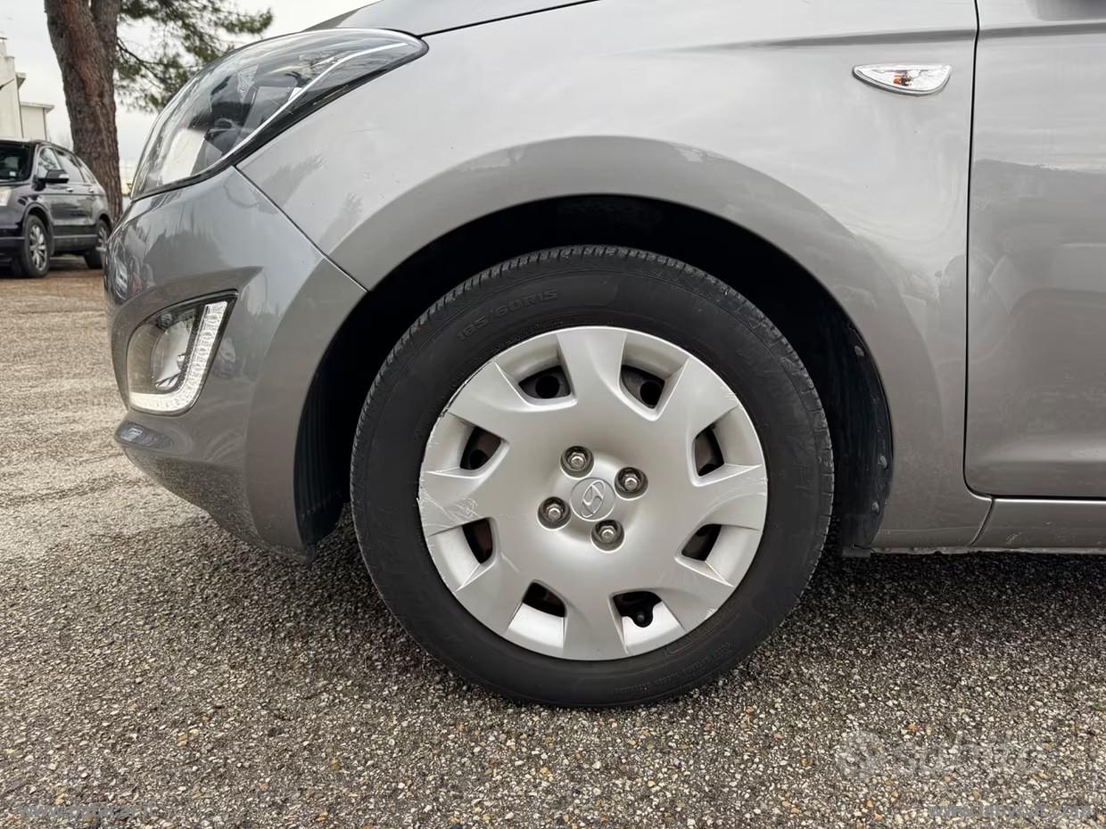HYUNDAI i20 1.2 5p. Econext Sound Edition