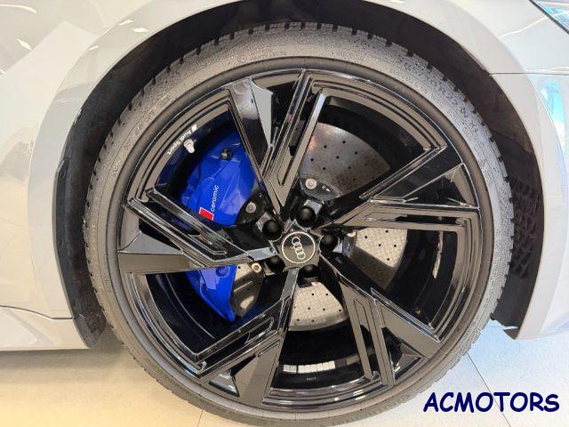 AUDI RS6 Avant 4.0 TFSI V8 quattro tiptronic