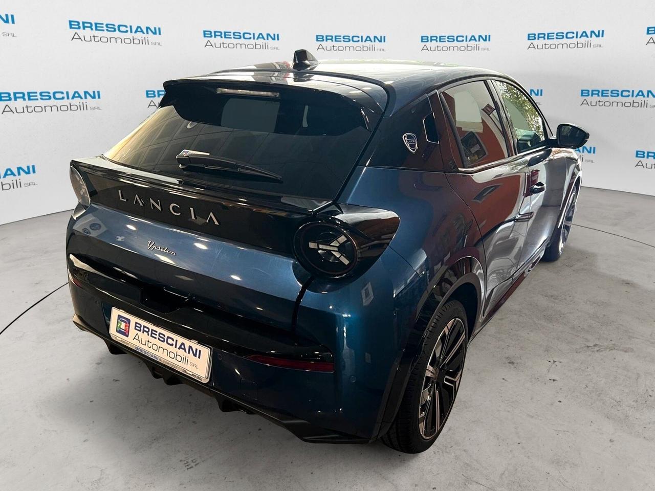 Lancia Ypsilon Hybrid e-DCT Edizione Cassina