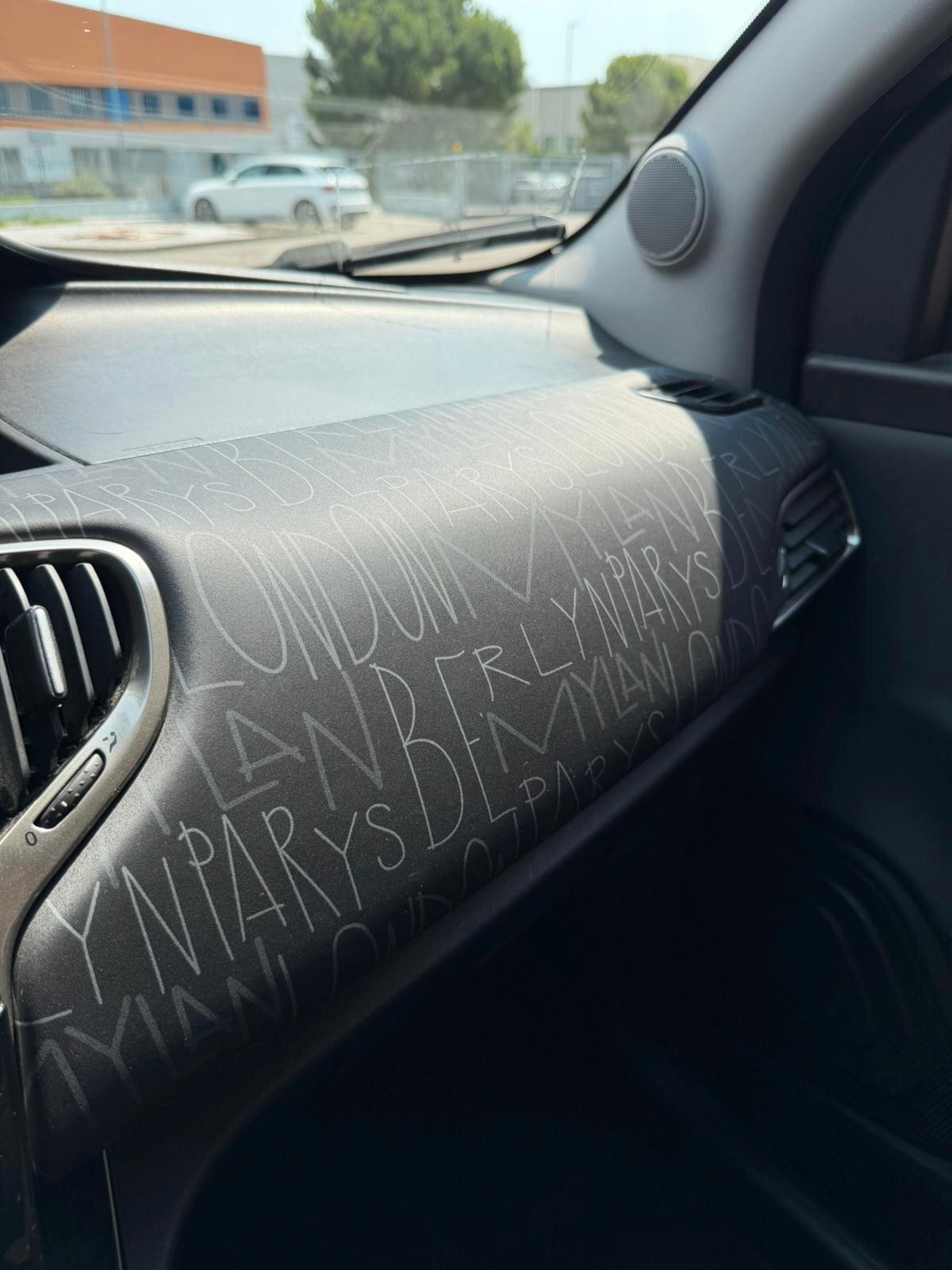 Lancia Ypsilon 0.9 TwinAir 85 CV 5 porte Benzina Metano Ecochic