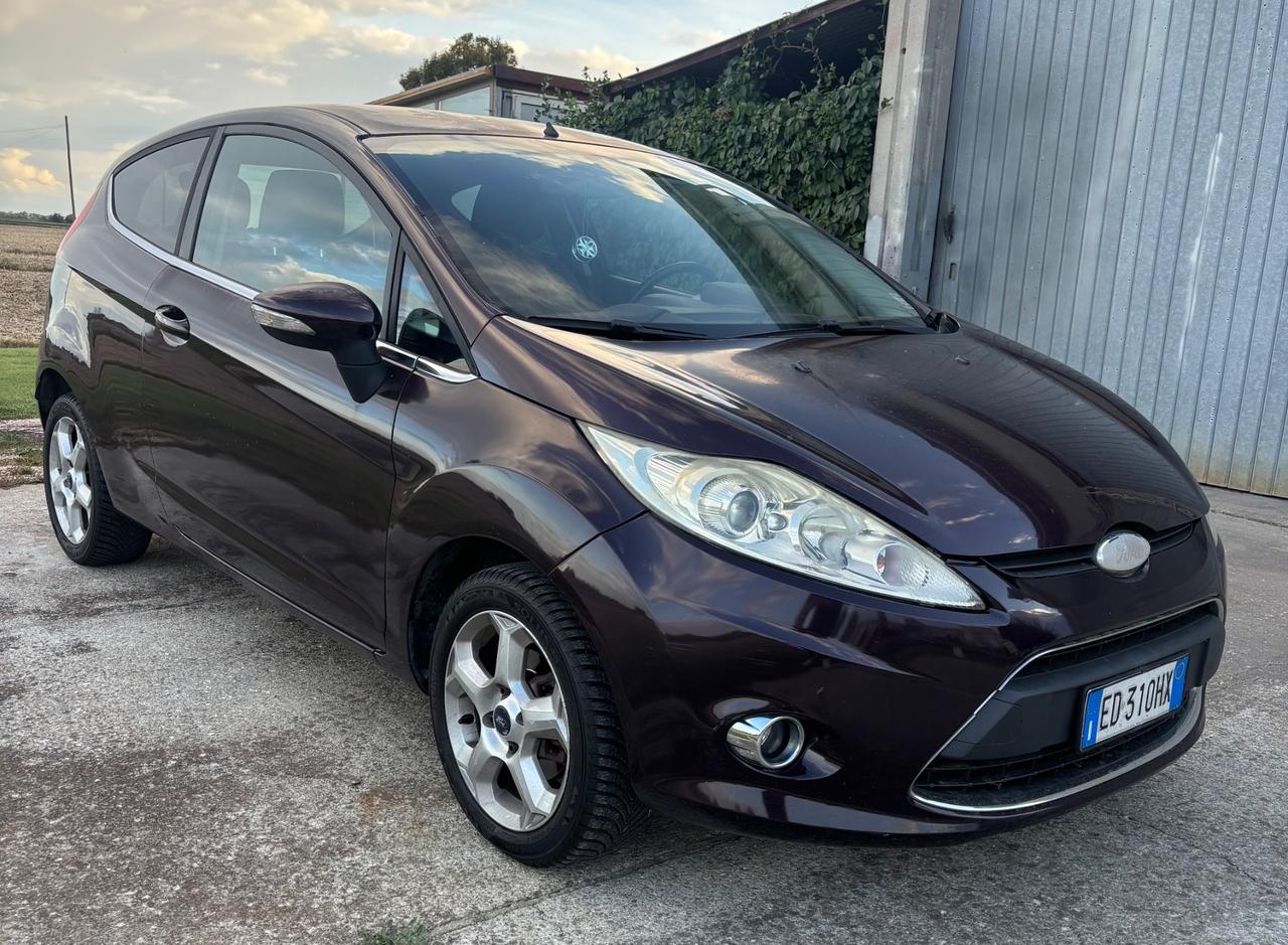 Ford Fiesta 1.4 3 porte Bz.- GPL Titanium