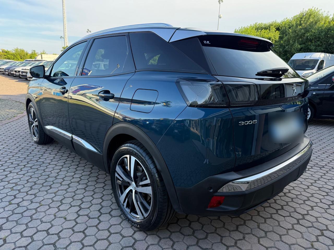Peugeot 3008 Hybrid 225 e-EAT8 Allure