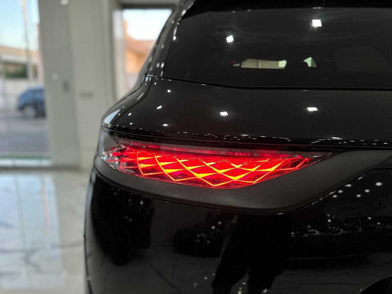 DS Automobiles DS 7 Crossback Performance Line