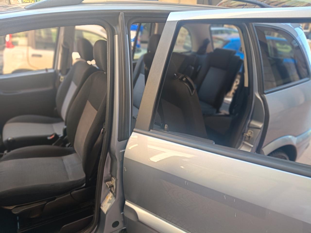 Opel Zafira 1.6 7 POSTI METANO -SOLO132000KM-Euro3250