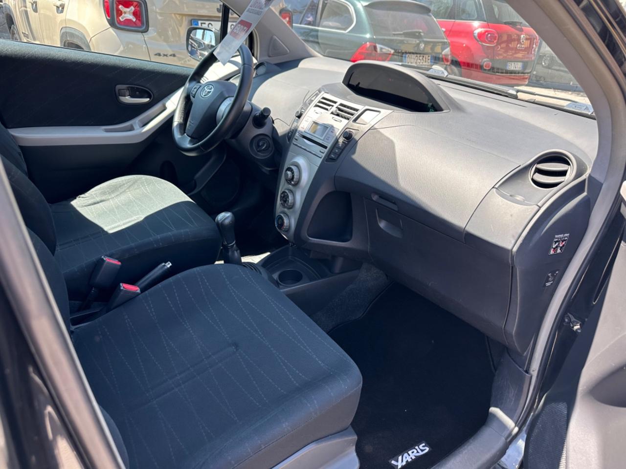 Toyota Yaris 1.4 D-4D 5 porte Sol