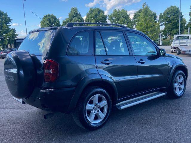TOYOTA RAV 4 MY23 RAV4 2.0 Tdi D-4D Cat. 5Porte