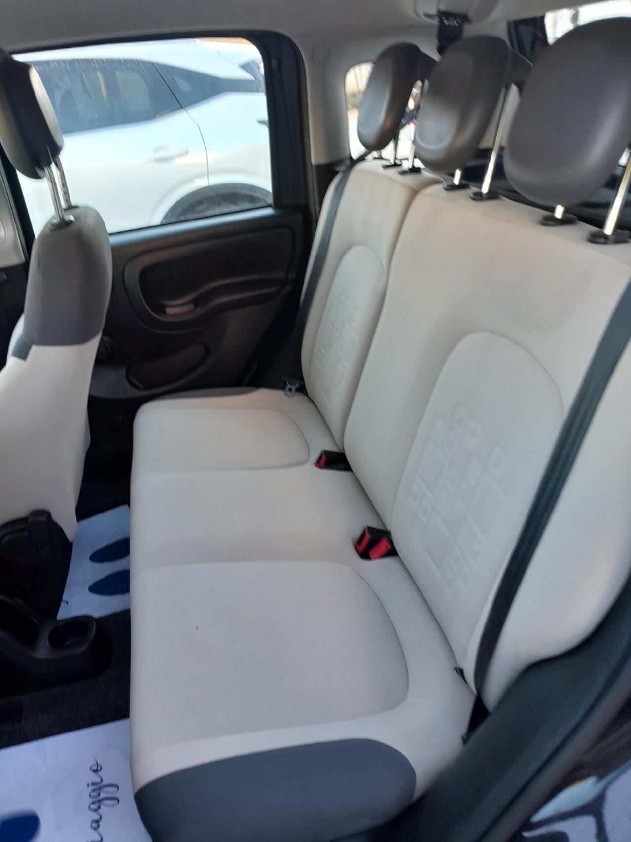 Fiat Panda 0.9 TwinAir Turbo Natural Power Lounge