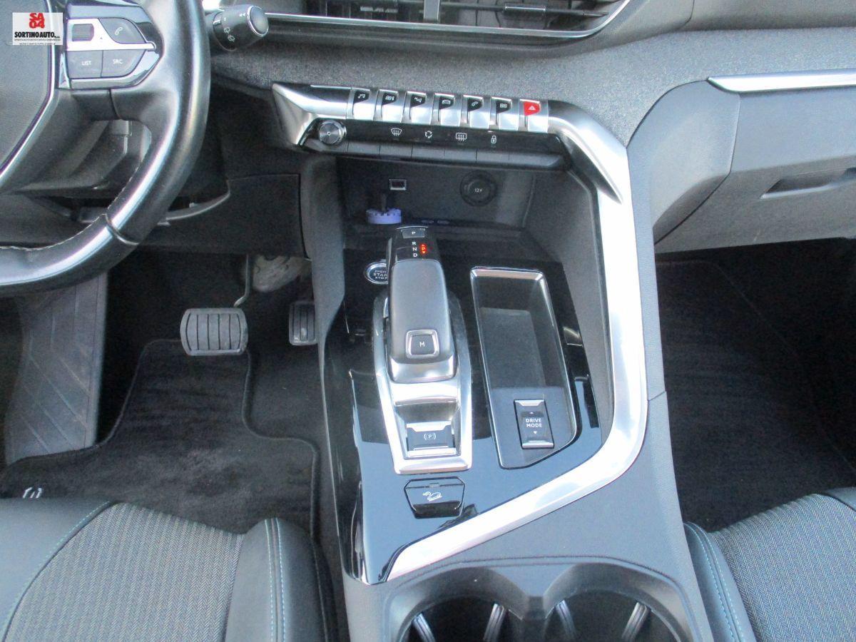 PEUGEOT 3008 BlueHDi 130 S&S EAT8 Allure Pack 2021