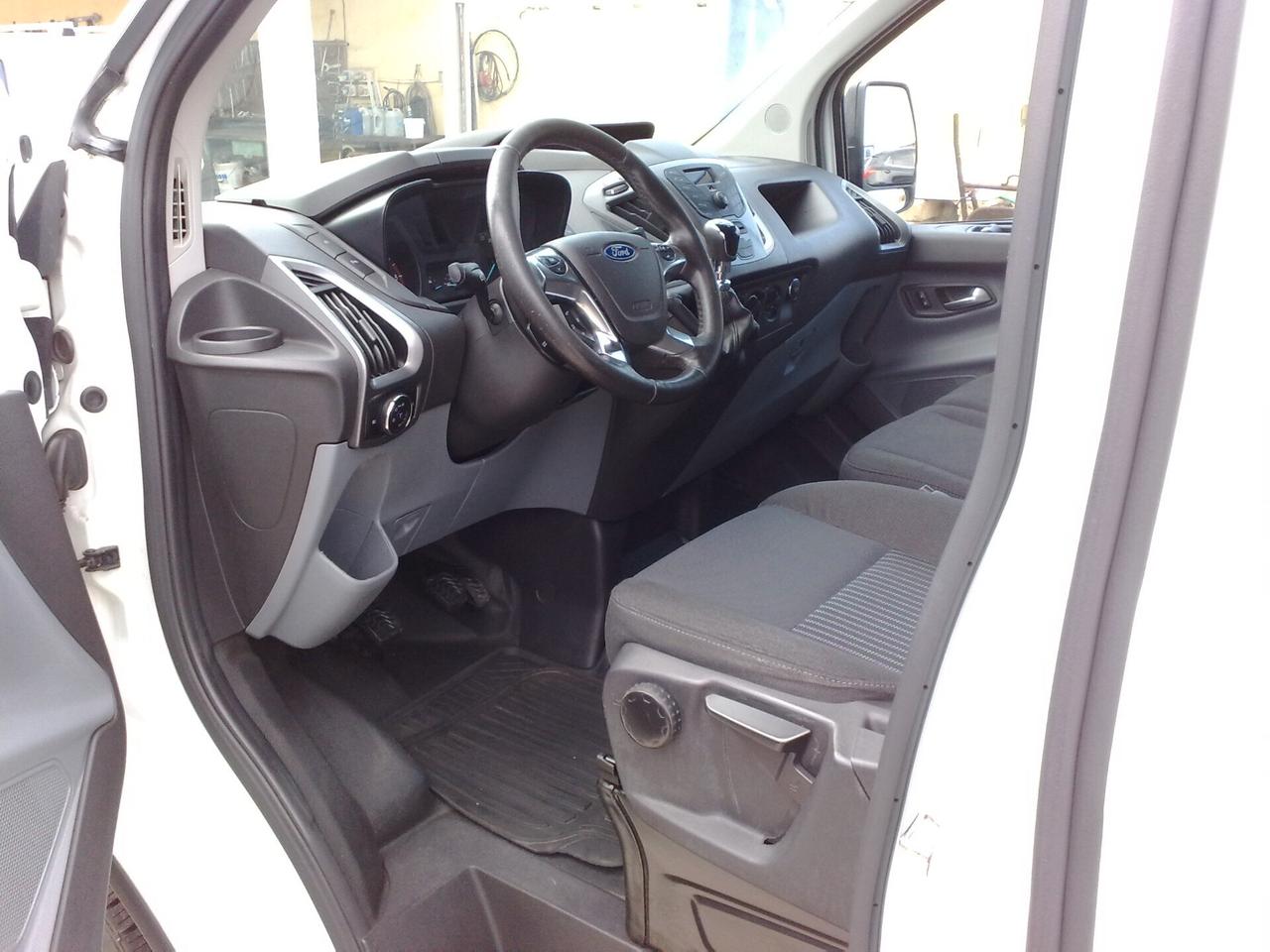 Ford Transit Custom 2.0tdci P.LUNGO - 2017