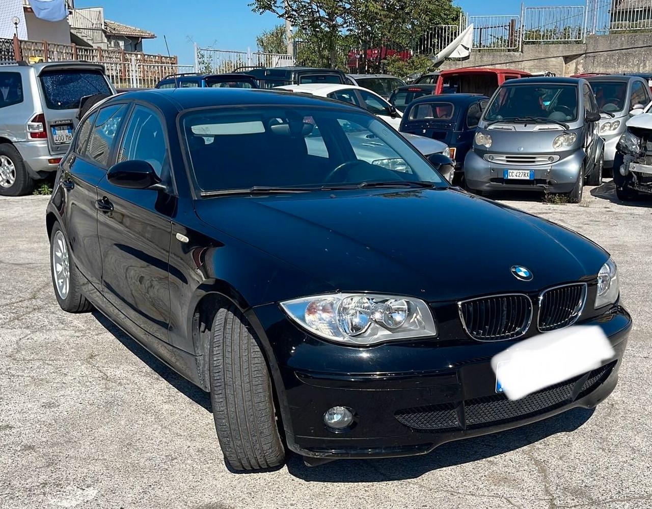Bmw 118 120d cat 5 porte Attiva
