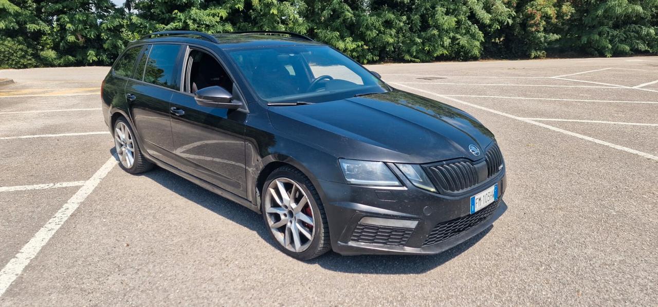 Skoda Octavia 2.0 TDI Wagon RS per commercianti - perfettamente marciante