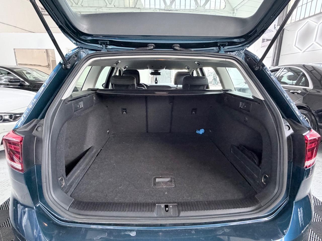 VW Passat 2.0TDI 150CV SCR EVO DSG Business EURO6