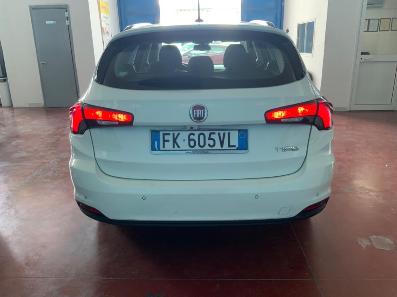 Fiat Tipo 1.6 Mjt S&S SW Lounge
