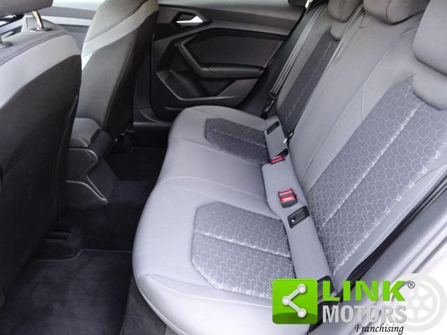AUDI A1 SPB 40 TFSI S tronic Identity Black S Line