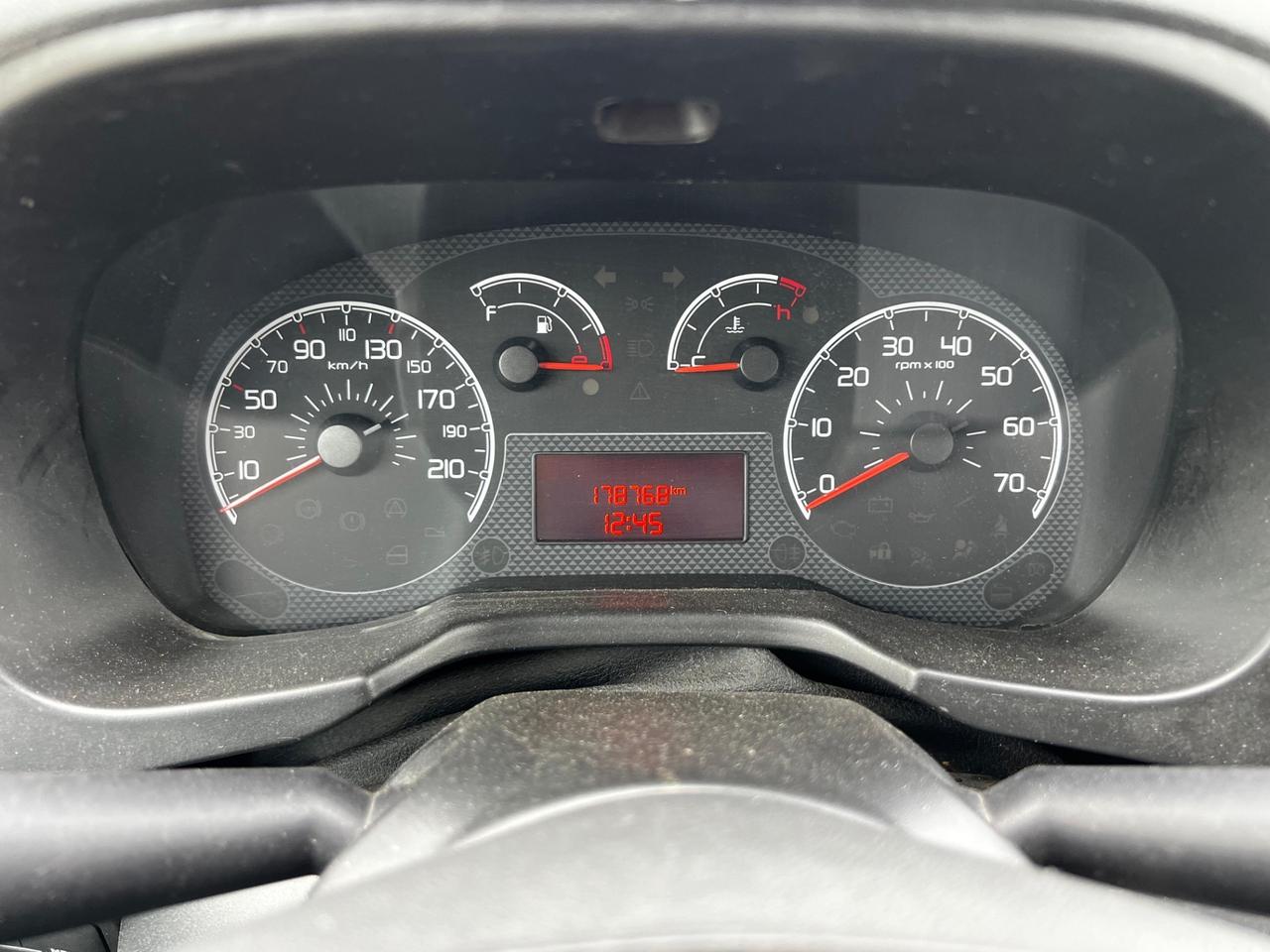 Fiat Qubo 1.4 8V 77 CV Active Natural Power