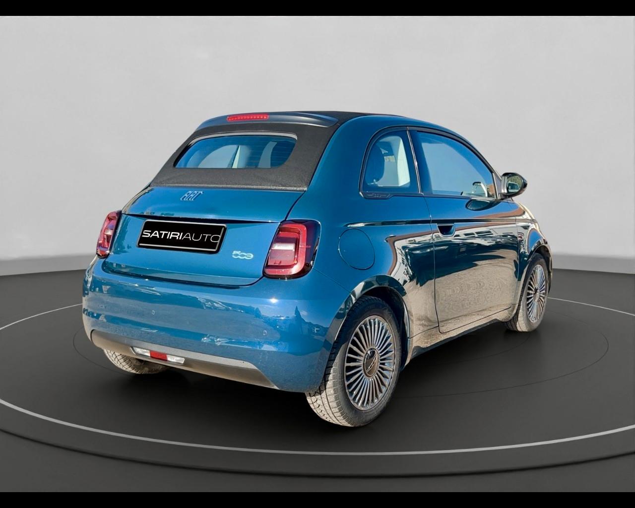 FIAT 500e Cabrio - 500e Cabrio 42 kWh Icon