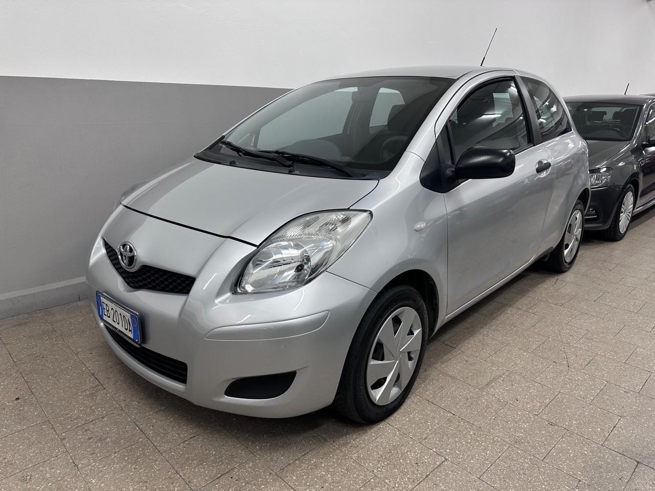 Toyota Yaris 1.0 3 porte Sol 2010