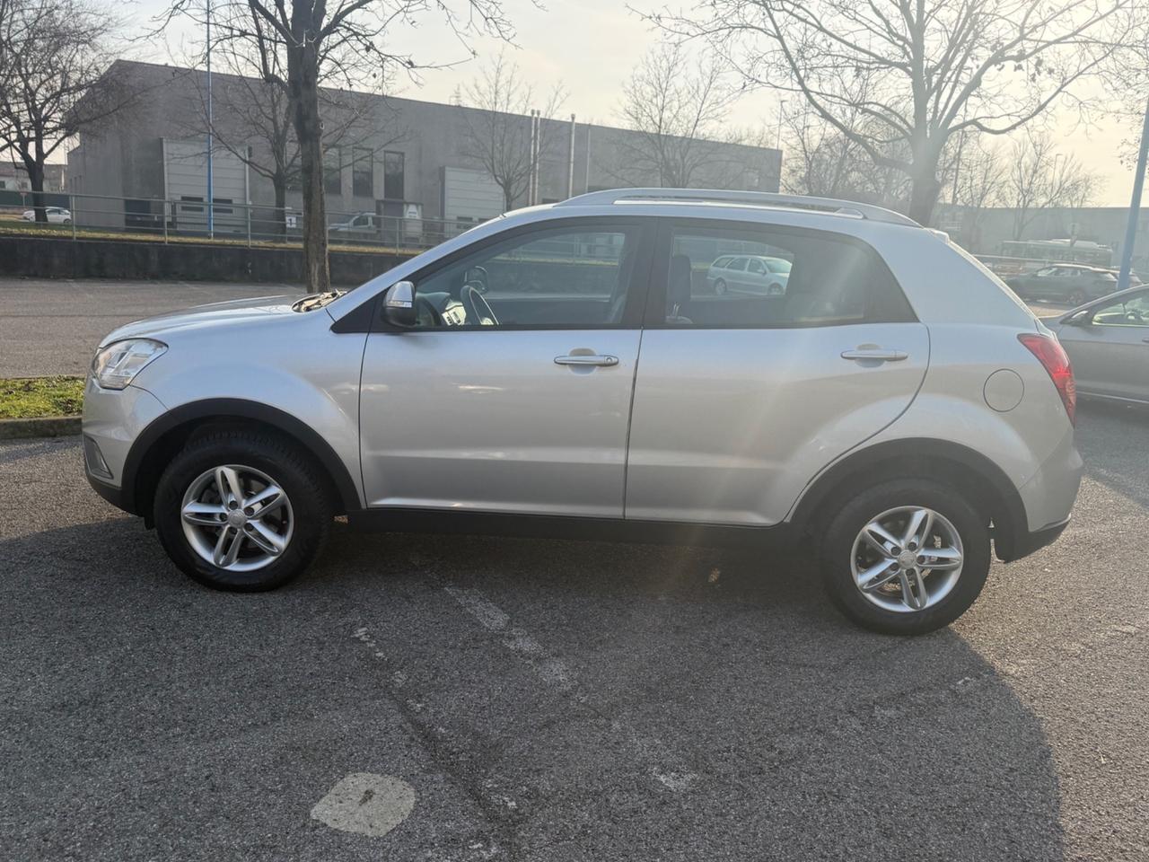 Ssangyong Korando 2.0 e-XDi 175 CV 2WD MT Classy