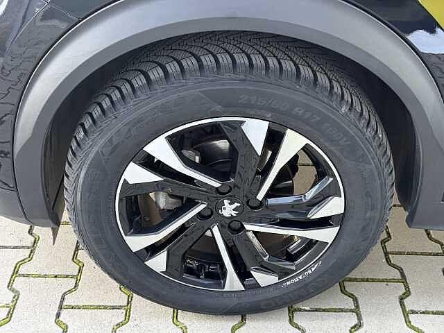 Peugeot 2008 1.2 ureTech 100 CV Allure Pack