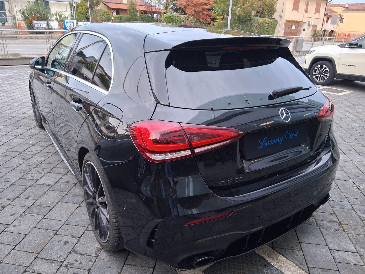 MERCEDES A250 4 MATIC PREMIUM