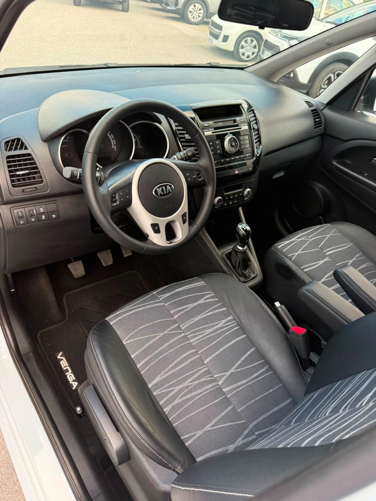 Kia Venga 1.4 CRDi 90CV Cool